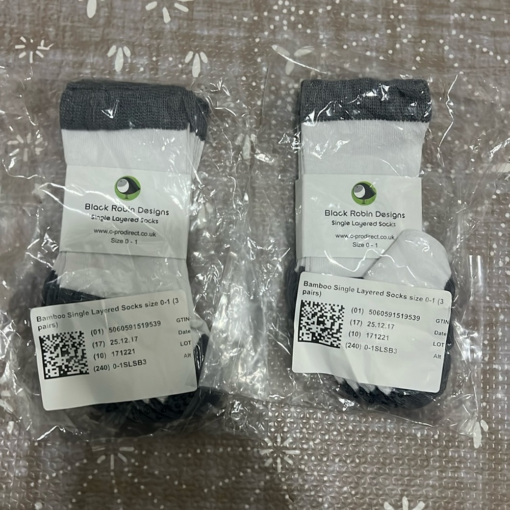 Bamboo Black Robin Socks - size 0-1 - 6 pair - club foot socks